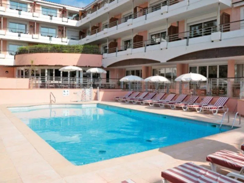 ***  Rachel Hotel Cannes France