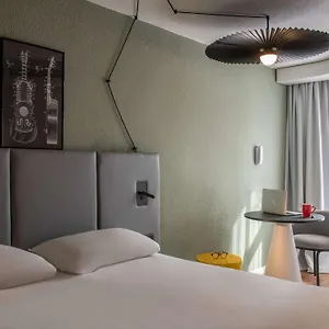Ibis Centre Hotel